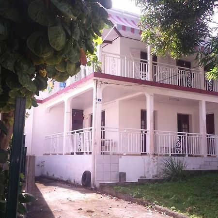 Maison En Bord De Mer A Trois Rivieres. מראה חיצוני תמונה