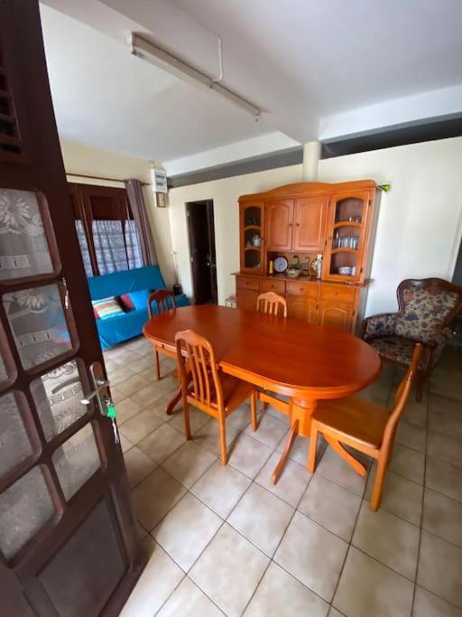 Maison En Bord De Mer A Trois Rivieres. מראה חיצוני תמונה